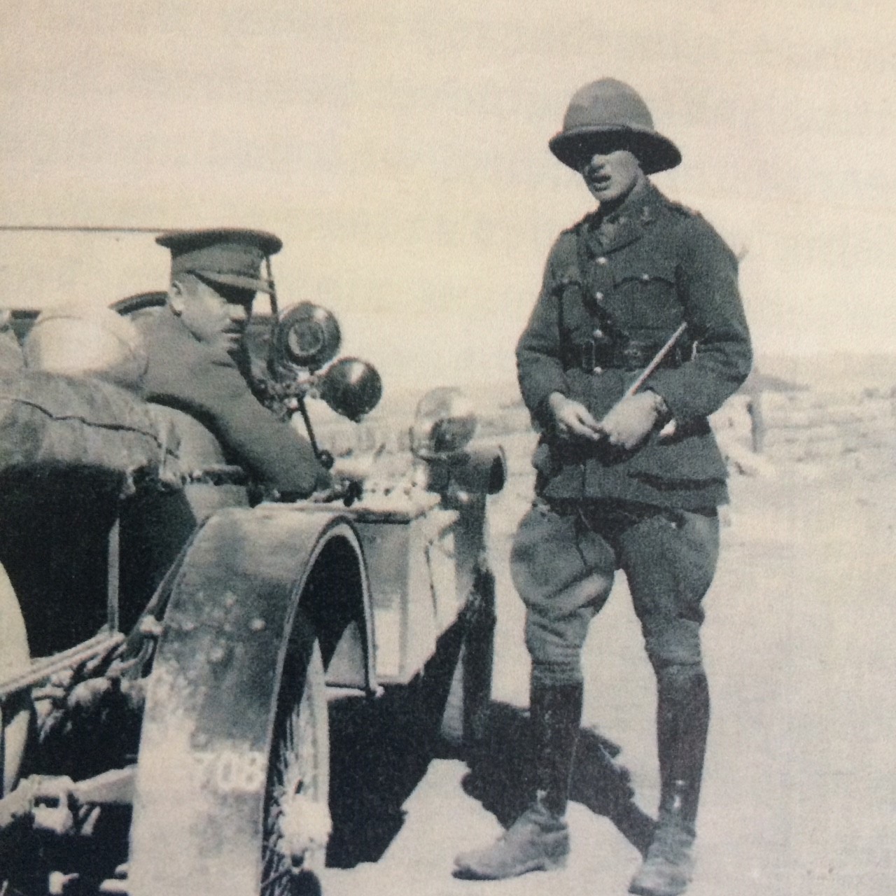 Major Hu Bourne (L 1916)